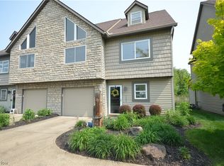2393 Lakeside Dr, Lakemore, OH 44250