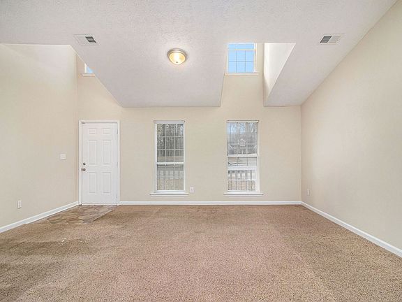 4th image of 5410 Rock Springs Rd