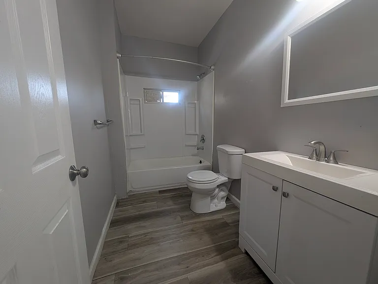 647 West Ave #2 — Photo 4