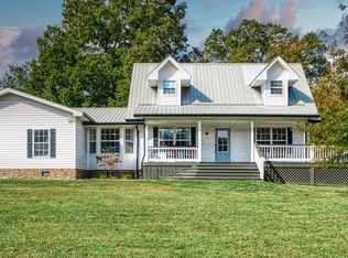 1249 Gulf Rd, Spencer, TN 38585