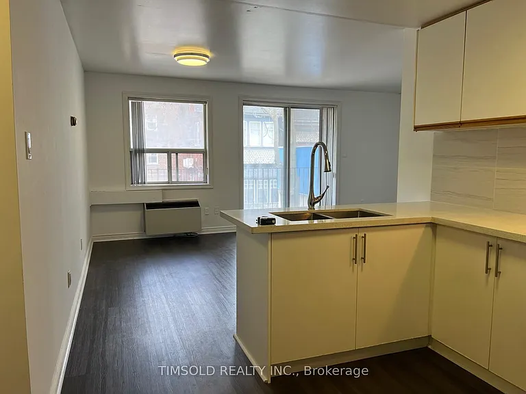 666 Saint Clair Ave W #202 — Photo 3