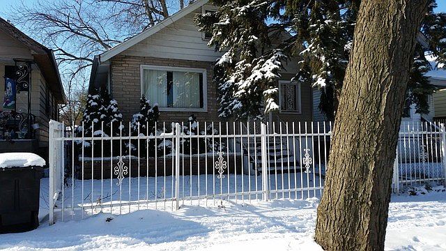 1st image of 10910 S Eggleston Ave