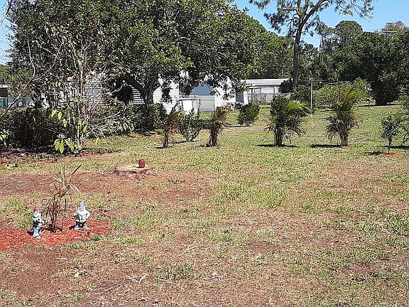 5th image of 1172 Edgemere Pl