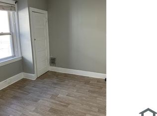 2118 W 9th St FLOOR 2, Chester, PA 19013