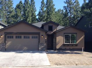 20114 SE Stonegate Dr, Bend, OR 97702