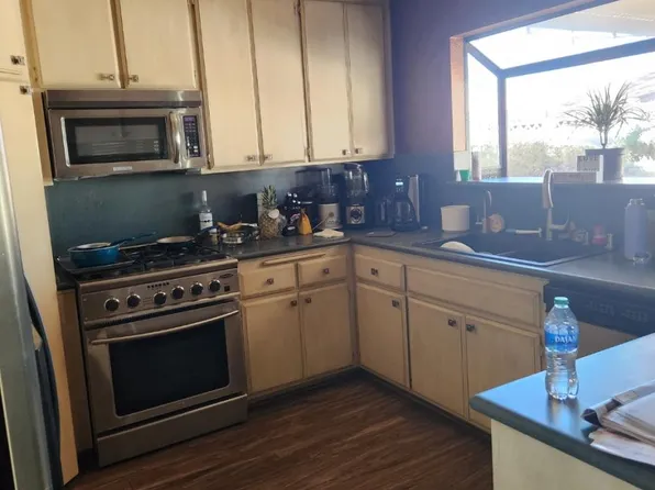 13170 Meteor Dr, Victorville, CA 92395