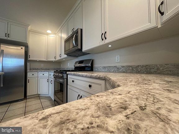 2nd image of 7152 Seminole Way