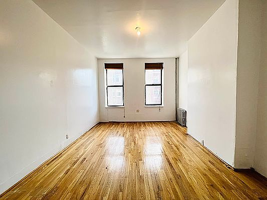 1st image of 79 Jefferson St #2B
