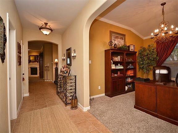 5th image of 2726 Cedar Springs Pl
