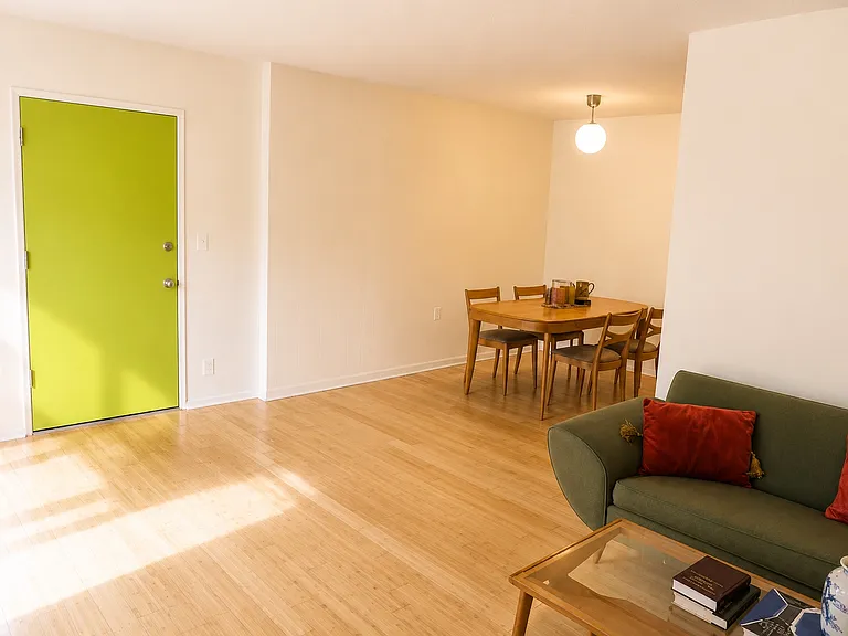806 Coronado Ter #6 — Photo 9