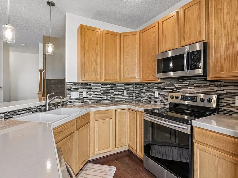 15592 Eagles Nest Way — Photo 9