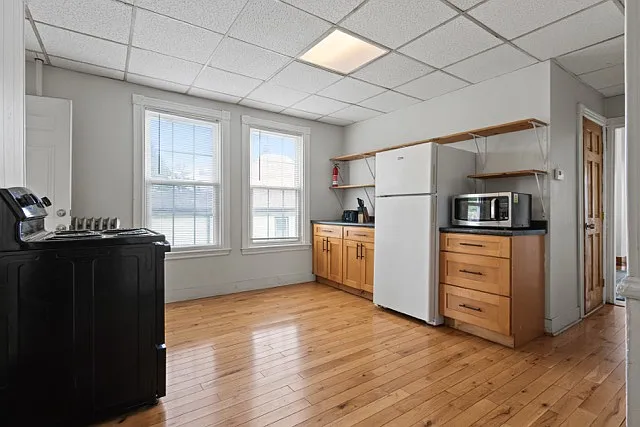 583 Washington Ave #2 — Photo 2