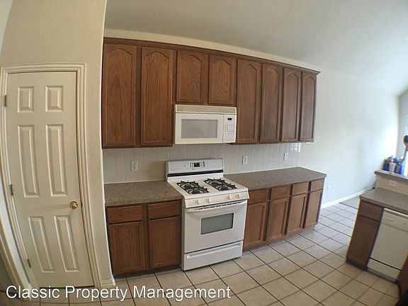 5th image of 6205 Reddenson Dr