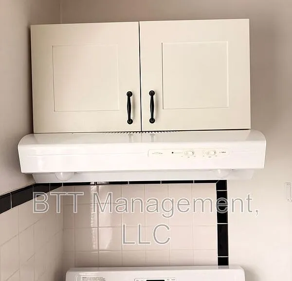 8401 Greenwood Ave #3 — Photo 78