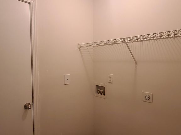 4th image of 4519 Persian Ct