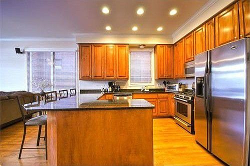 4th image of 3738 N Bosworth Ave