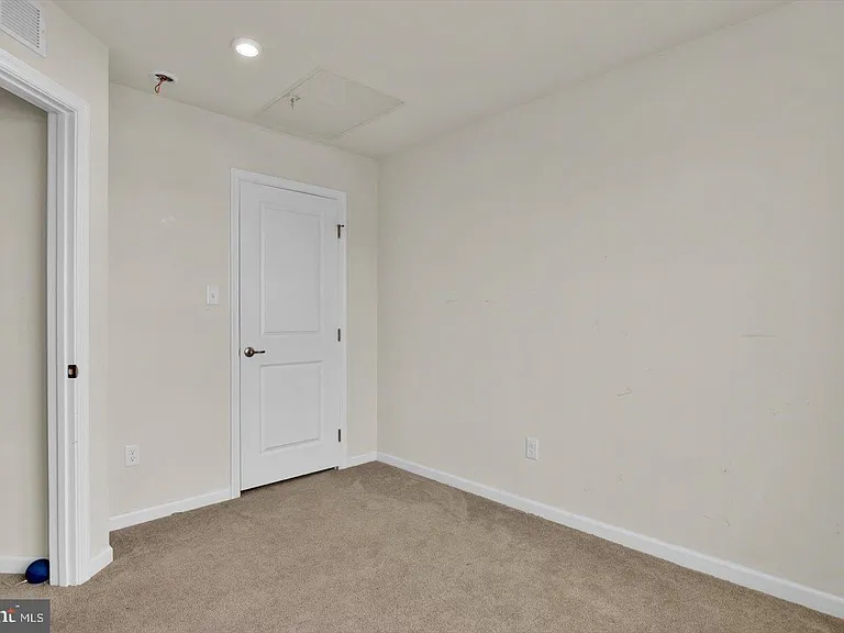 114 Freedom Way — Photo 21