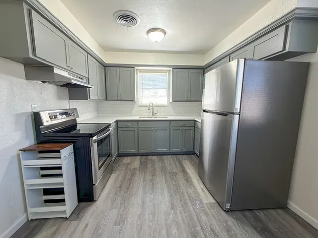 4302 NW Pollard Ave — Photo 4
