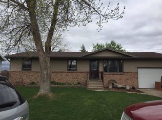 3915 M Ave, Kearney, NE 68847
