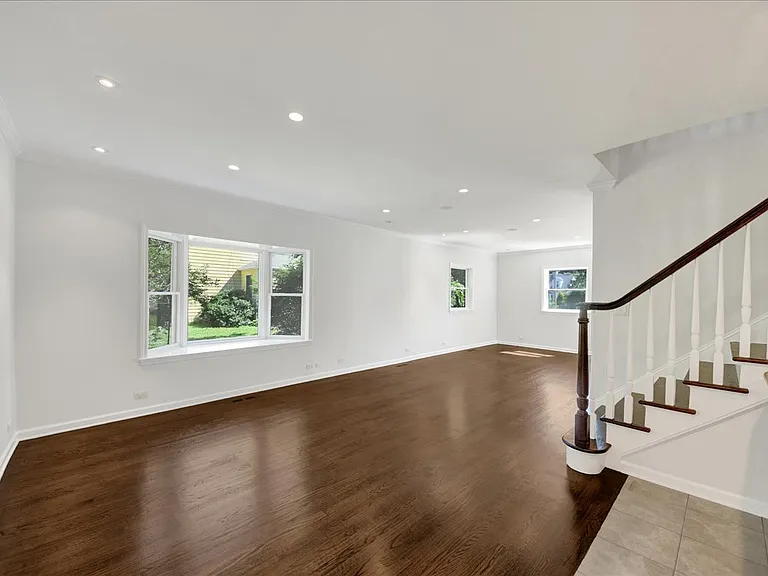 20 Plymouth Rd — Photo 17