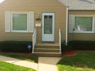 3323 S Lenox St, Milwaukee, WI 53207