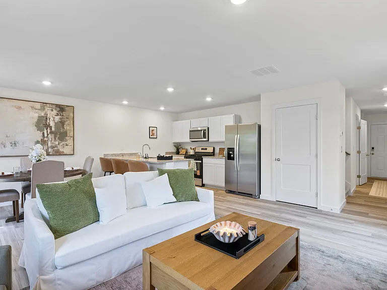 137 Todd Owensby Ln — Photo 8