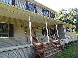 131 Fiscus Ln photo 1