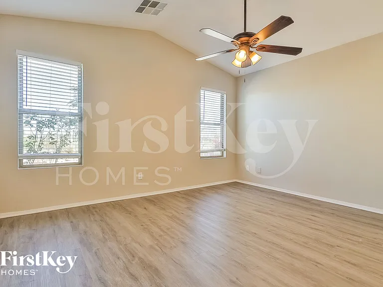 2383 W Morning Sun Cir — Photo 9