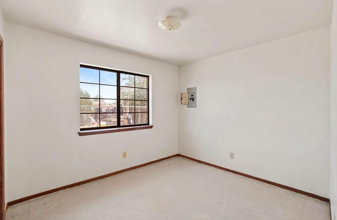 508 Chula Vista St — Photo 3