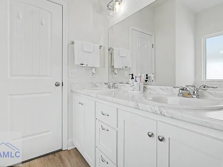 99 McClelland Loop NE — Photo 21