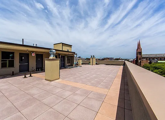 Rented by EXR | media 88