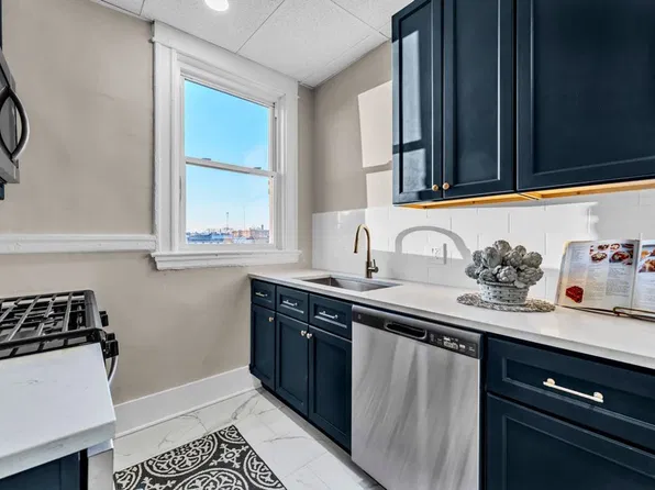 The Woodrow at 300 E 30th Street
