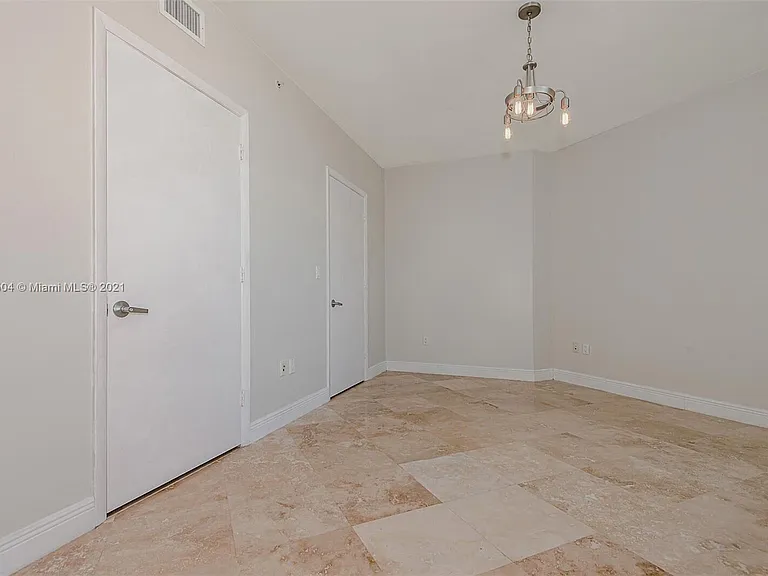 350 S Miami Ave #3711 — Photo 16