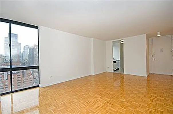 Sold by Trump International Realty | media 2