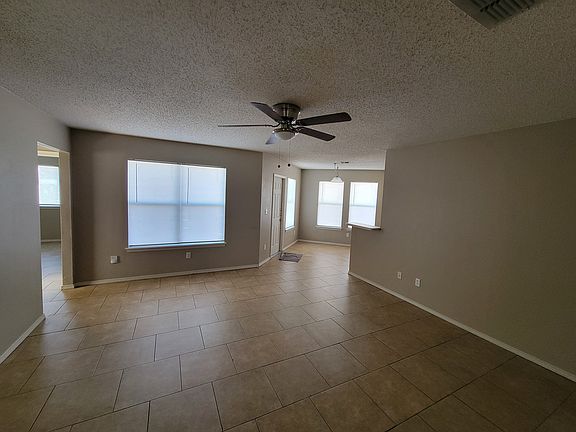 3rd image of 7805 Wolf Dr