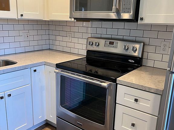 4th image of 1150 Lincoln Ave APT 2