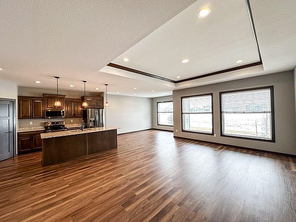 4th image of 808 Sunflower Rd