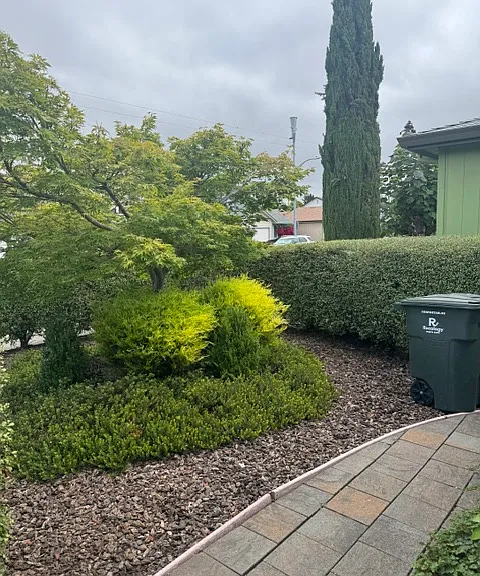 1748 Shelley Dr — Photo 16