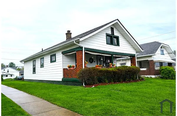 1405 N Mount St photo 1