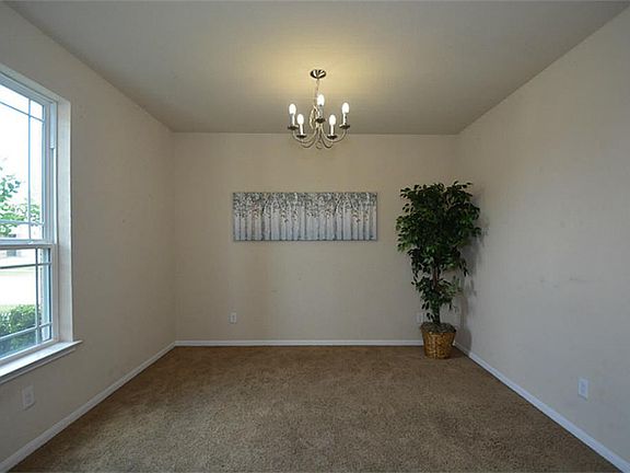 2nd image of 2414 Lakecrest Terrace Ct