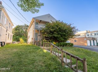 8 Avondale Ter, Albany, NY 12209