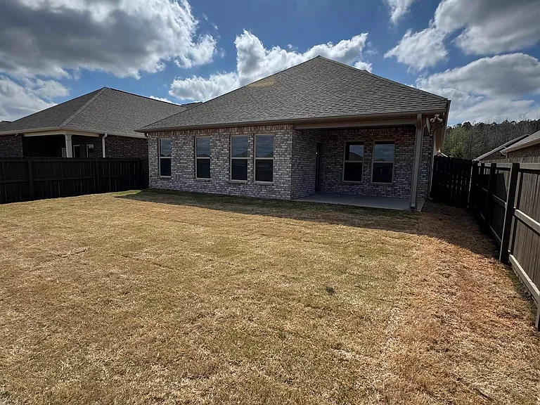 16702 Ted Childs Dr — Photo 29