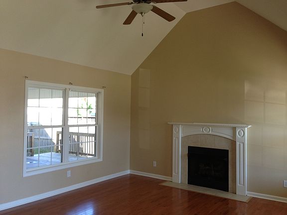 3rd image of 3748 N Jot Dr