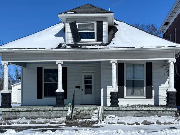 214 E Mulberry St, Westport, IN 47283