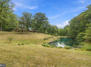 9712 Hedgesville Rd, Hedgesville, WV 25427