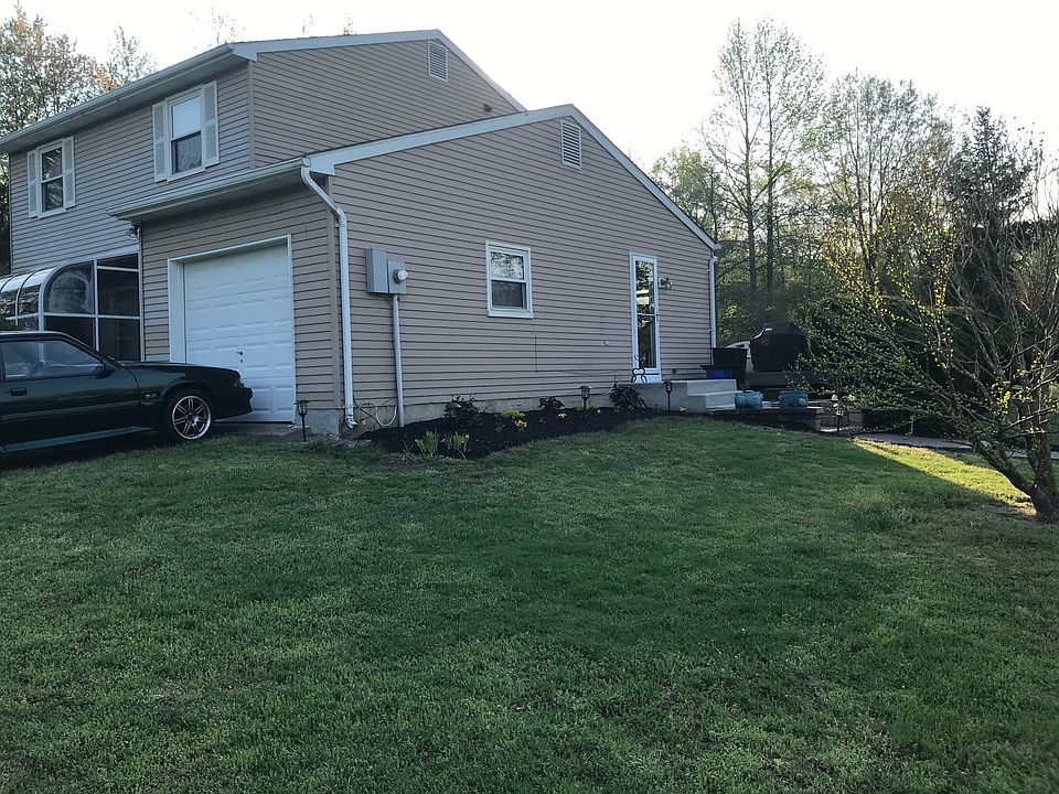 Front of house from driveway