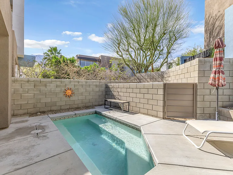 220 Enterprise Way — Photo 18