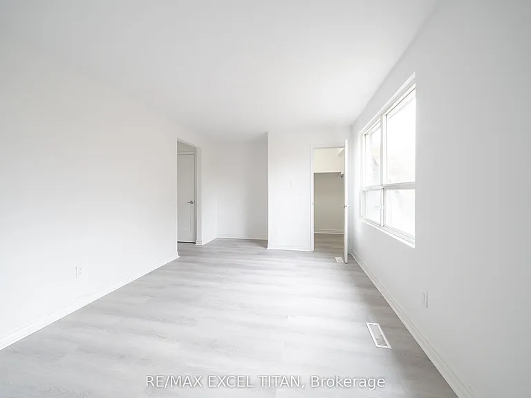 1285 White Oaks Blvd — Photo 7