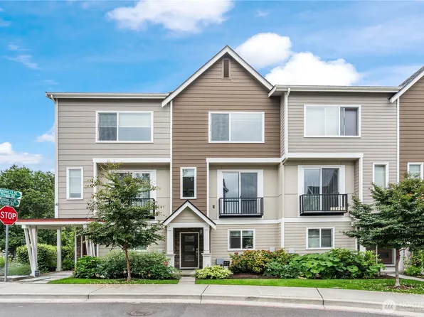 4239 NE 3rd Lane, Renton, WA 98059