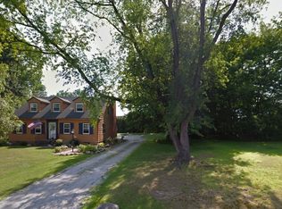 939 Hessel Dr, Akron, OH 44313